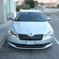 Skoda Superb 2.0 TDI 190 CV DSG 4x4 Wagon Executiv