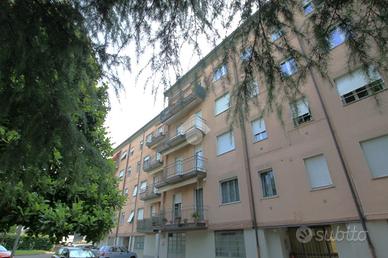 4 LOCALI A LA VALLETTA BRIANZA