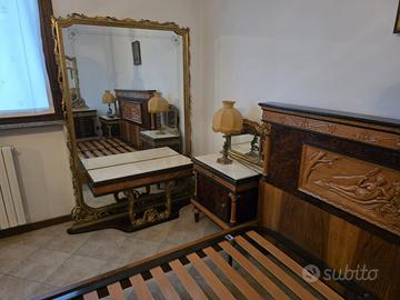 Camera da letto completa classica, specchi e marmi