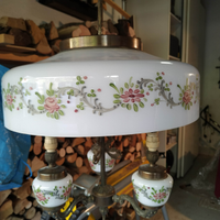 Lampadario antico in vetro e bronzo