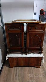 Comodini fine 800 primi 900