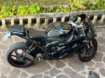 Kawasaki Ninja ZX6R