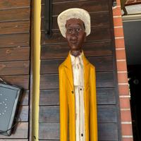 Scultura Artigianale in Legno – Figura Umana