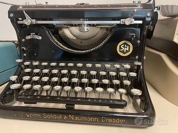 macchina per scrivere tedesca