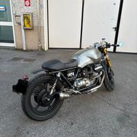Moto guzzi café racer