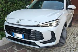 MG ZS Full Iybrid Plus Allestimento Luxory + Tetto
