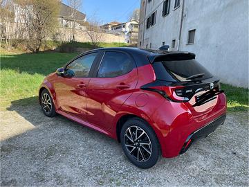 TOYOTA Yaris HYBRID - 2023