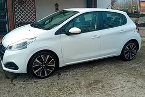 Peugeot 208 1.6 hdi 75cv euro 6