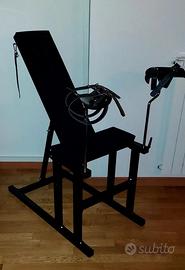 sedia o panca stile bondage