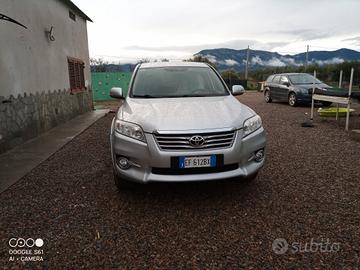 TOYOTA RAV4 D-CAT 2.2 150 CV 