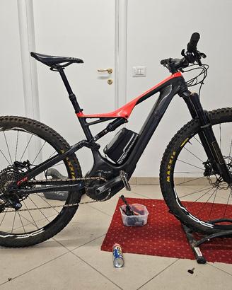 specialized turbo levo carbon