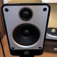 Q acoustics Concept 20 + Stand 
