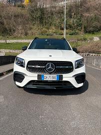 Mercedes GLB200 premium