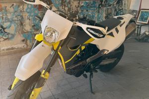 Husqvarna 701 depotenziata