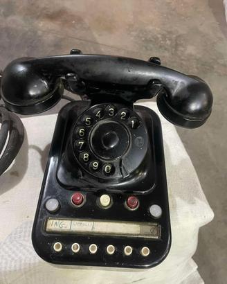 Telefono bachelite
