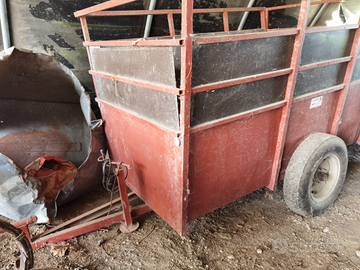 Rimorchio trasporto bestiame