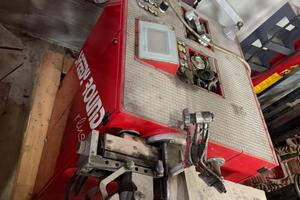 Raddrizzacerchi automatico e smontagomme automatic