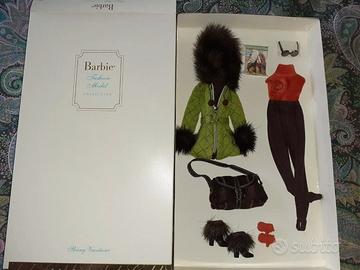 BARBIE Skiing Vocation Silkstone (2004) NRFB