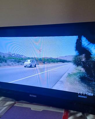tv  marca WATTRADIO 