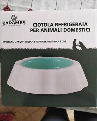 Ciotola refrigerata per animali domestici 