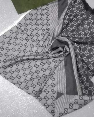foulard gucci