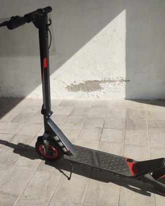 Monopattino elettrico Aprilia