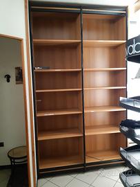 SCAFFALI ARREDAMENTO NEGOZIO