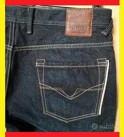 GUESS  CIMOSA    W30 L31   ITALIA  Tg. 44/46