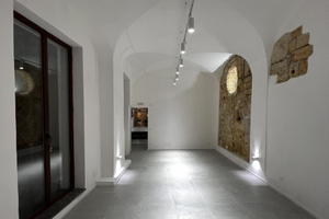 Attività commerciale via Montevergini 5