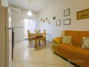 3 LOCALI A MANFREDONIA