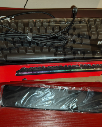 Tastiera NUOVA gaming AOC GK500 RGB meccanica layo