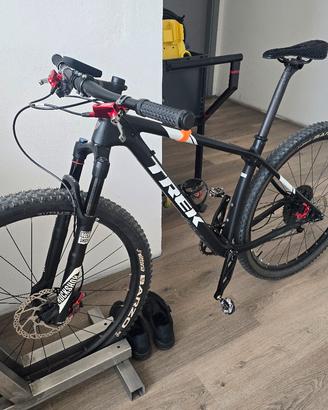 mt Trek carbonio M 29