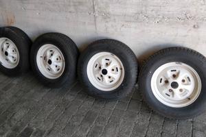 cerchi land rover defender