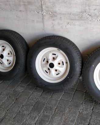 cerchi land rover defender