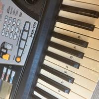 Tastiera Yamaha PSR 175 con piedistallo originale