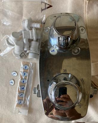 Miscelatore termostatico doccia a 5 vie