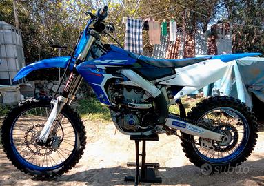 Yzf 450 2018, anche permuta con Tmax pari valore