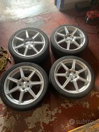 Cerchi e gomme Aston Martin Vantage 2007