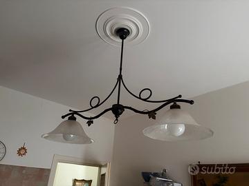 Lampadario 2 luci in ferro battuto