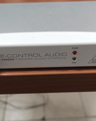 Behringer FCA202 Interfaccia Audio 