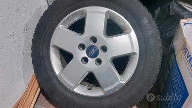 cerchi con gomme ford focus