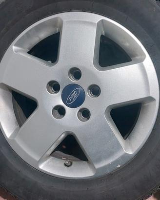 cerchi con gomme ford focus