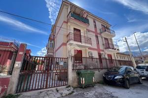 4 LOCALI A PALERMO