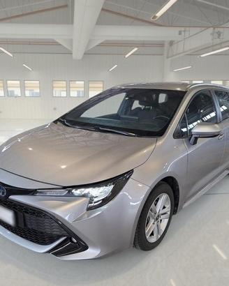 TOYOTA COROLLA TS 1.8 HYBRID BUSINESS AUTO STATION