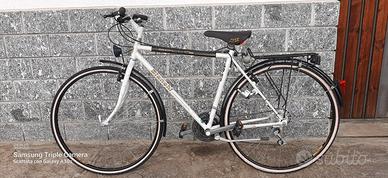 Bicicletta bianchi spillo gold limited edition