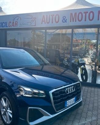 Audi Q2 35 TFSI Identity Black