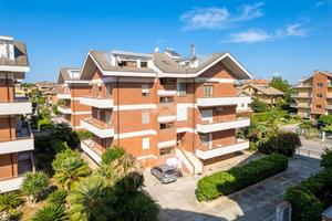 3 LOCALI A FRANCAVILLA AL MARE