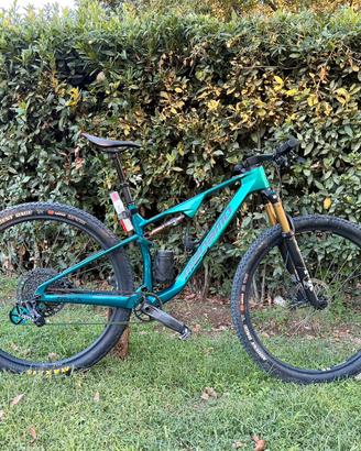 Megamo Track R120