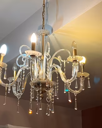 lampadario in vetro.