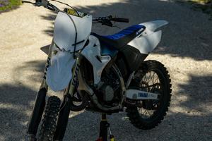 Yz 144 Cross